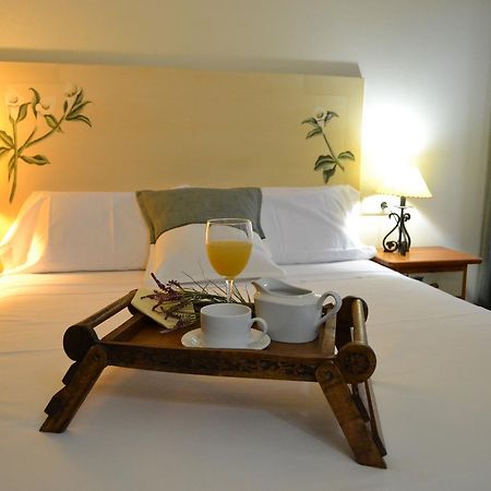 Hostal Toribio Galaroza Kültér fotó