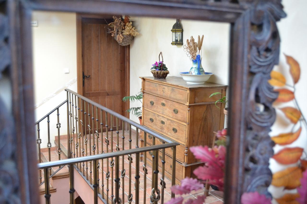 Hostal Toribio Galaroza Kültér fotó