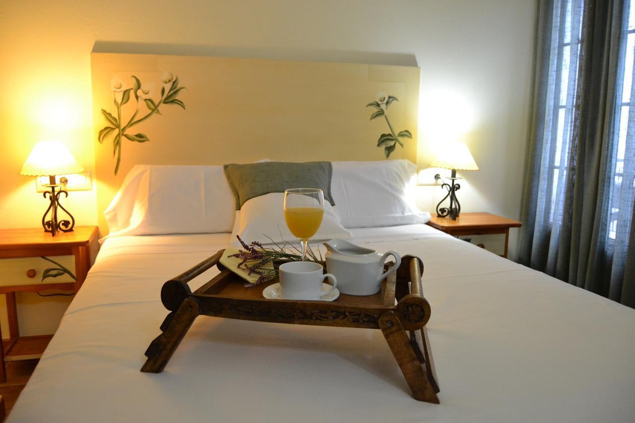 Hostal Toribio Galaroza Kültér fotó