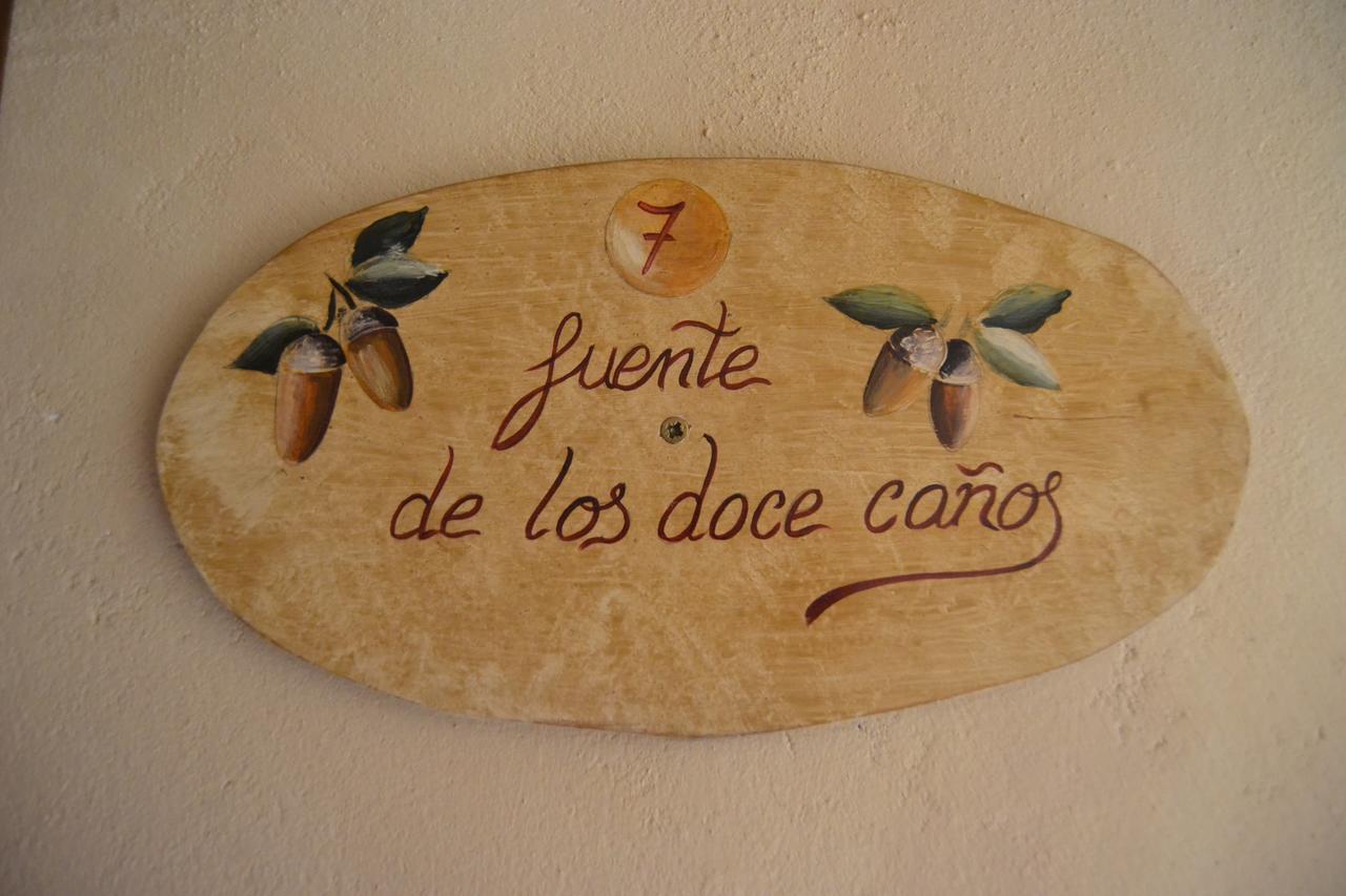 Hostal Toribio Galaroza Kültér fotó